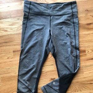 Lululemon pace rival mid-rise  rip 22”